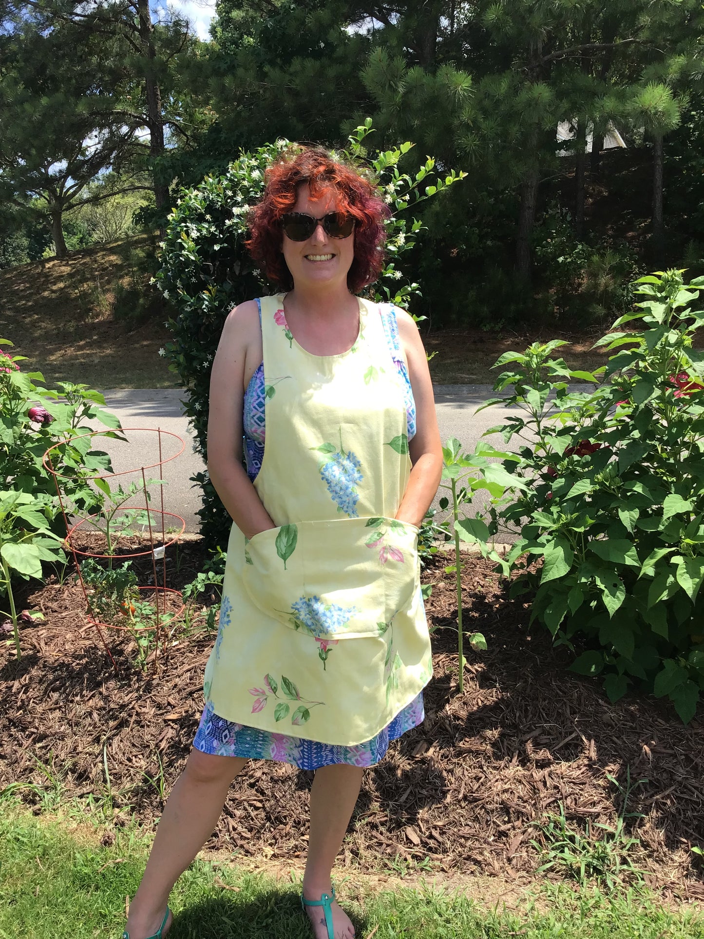 cross over back apron